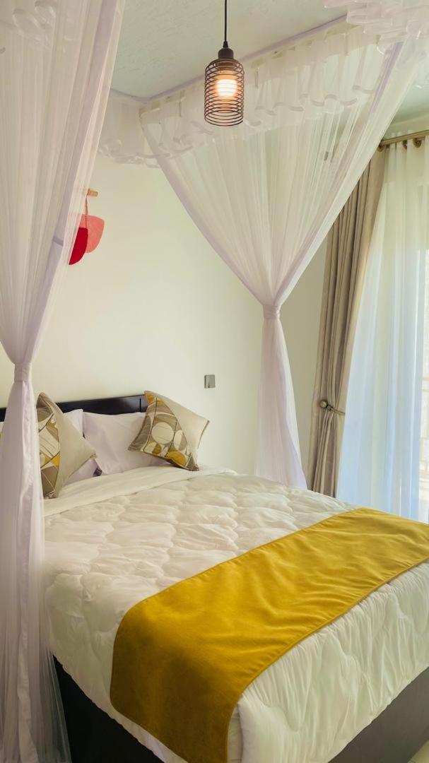 Victoria View Boutique Hotels Kigo Entebbe Exterior foto